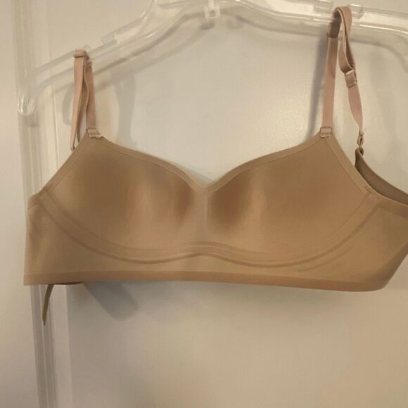 EBY bra womens size small - Picture 4 of 5